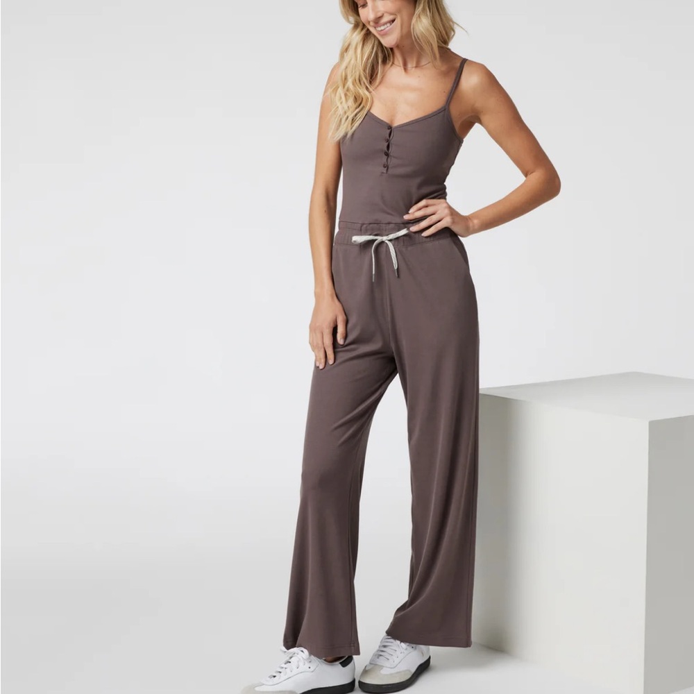 Vuori Pose Henley Jumpsuit